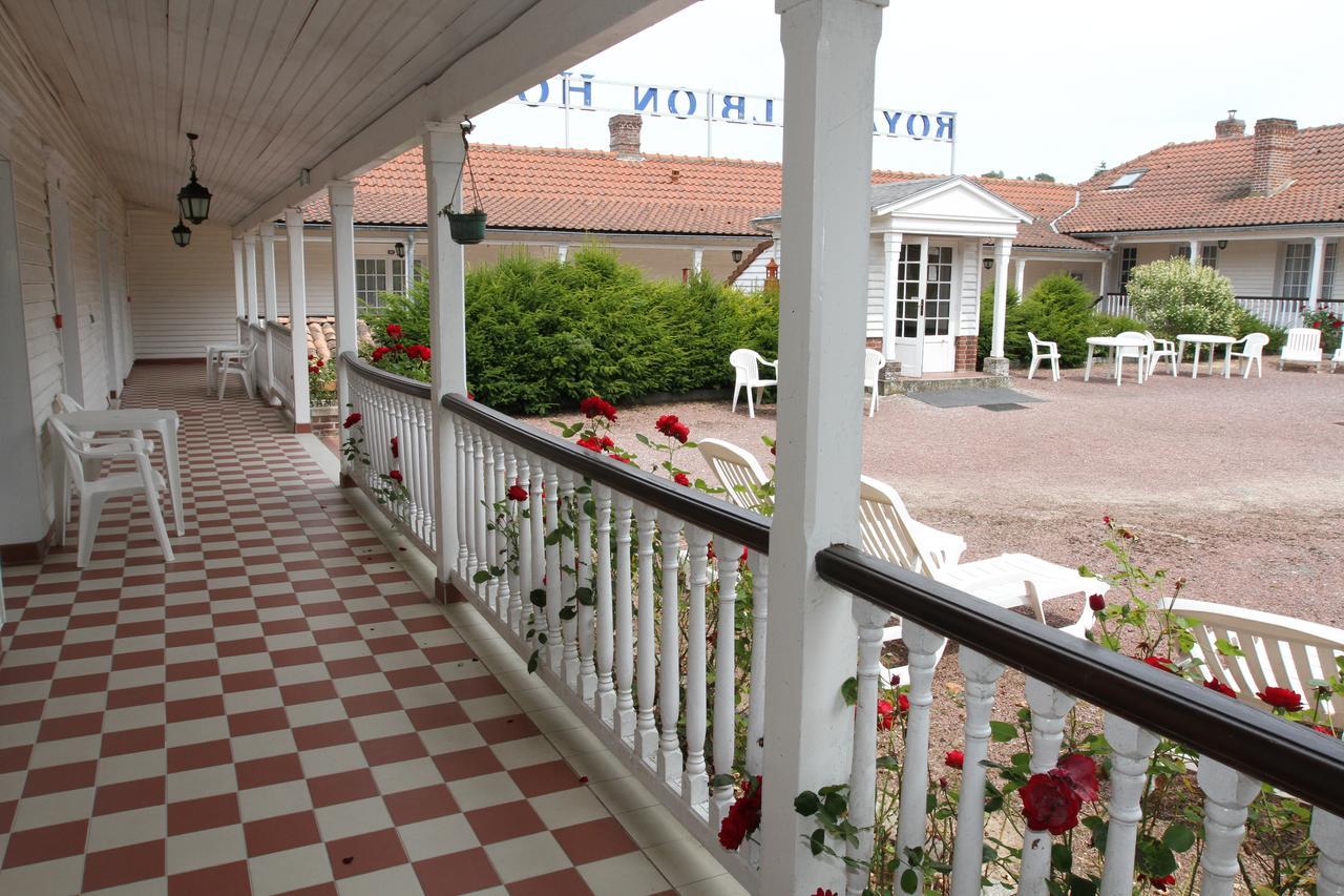 Hotel Royal Albion Mesnil-Val-Plage ภายนอก รูปภาพ